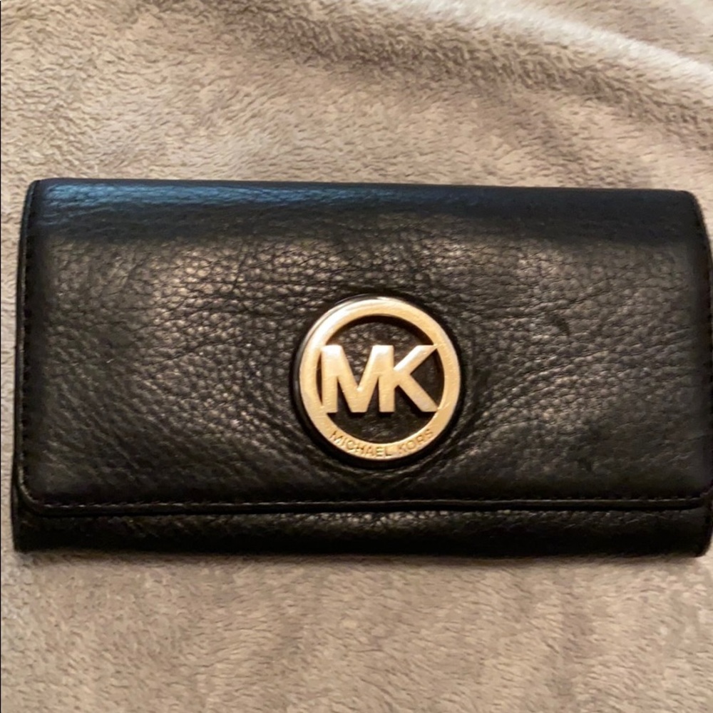 Michael Kors wallet